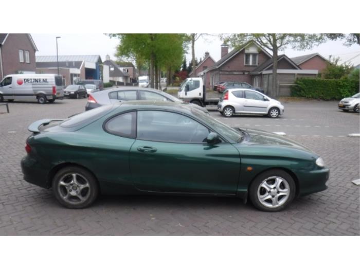 Hyundai Coupe Buitenspiegel rechts O283376