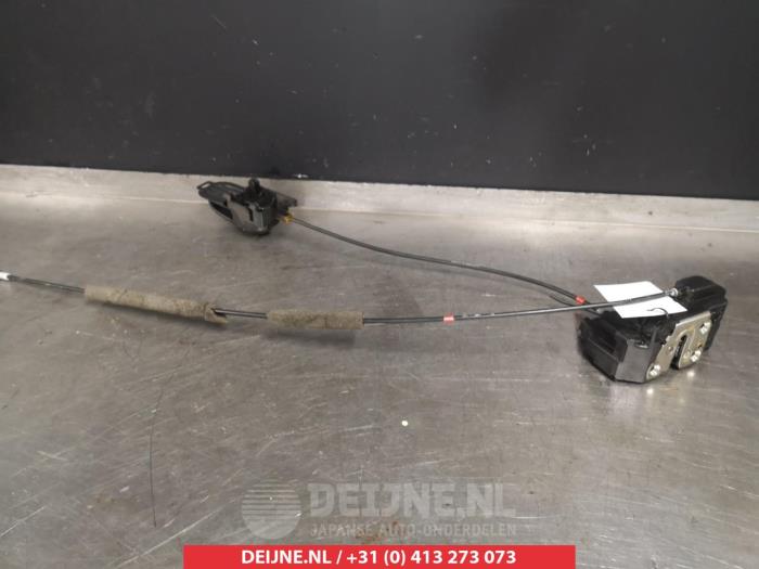 Nissan Note Front door lock mechanism 4-door, right O280817