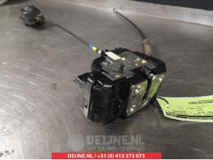 Nissan Note Türschlossmechanik 4-türig rechts hinten O281478 foto 2