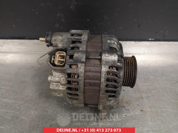 Gebruikte Dynamo Nissan 350 Z (Z33) 3.5 V6 24V Prijs € 40,00 Margeregeling aangeboden door V.Deijne Jap.Auto-onderdelen BV