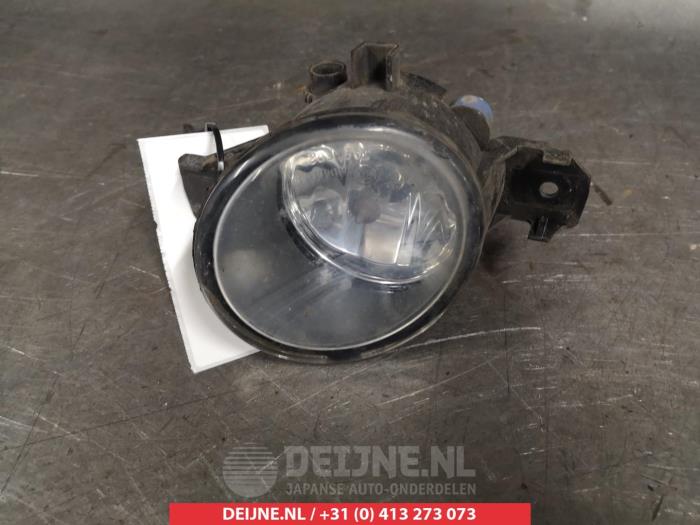 Nissan Primera Nebelscheinwerfer rechts vorne O268461