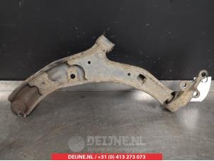 Nissan Almera Querlenker unten rechts vorne O382191 foto 2