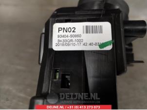Hyundai I30 Steering column stalk O308423 photo 3