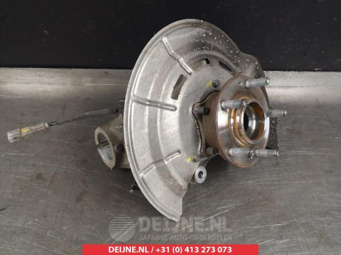 Hyundai I30 Achsschenkel links vorne O322459
