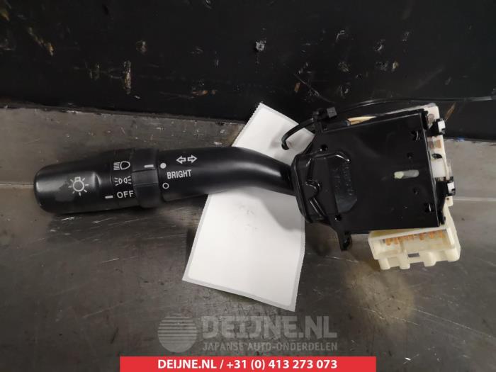 Subaru Impreza Licht Schalter O306881