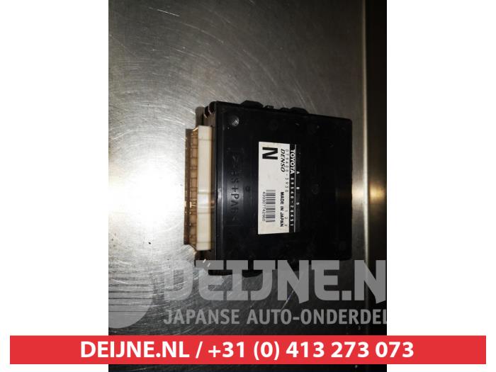 ABS Computer van een Toyota Celica (ZZT230/231) 1.8 16V VVTL-i TS 2001