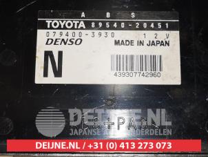 Toyota Celica ABS Computer O338741 foto 4