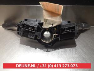Honda CR-V Steering column stalk O309077 photo 4