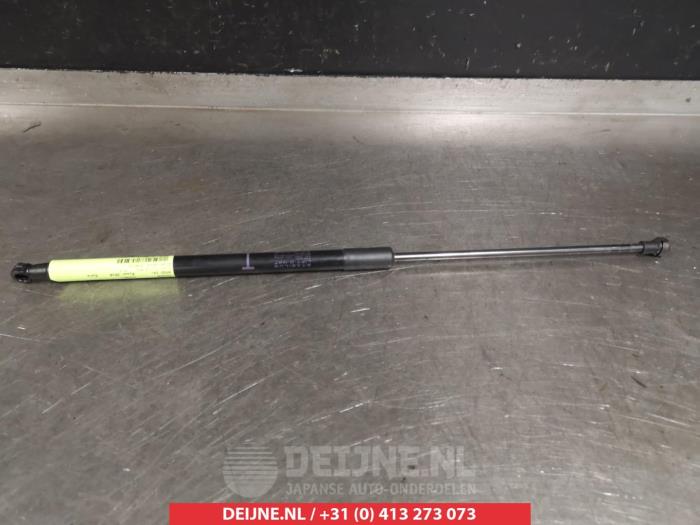 Toyota Aygo Gasdemper links-achter O294460