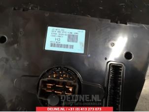 Hyundai IX20 Heater control panel O305583 photo 2