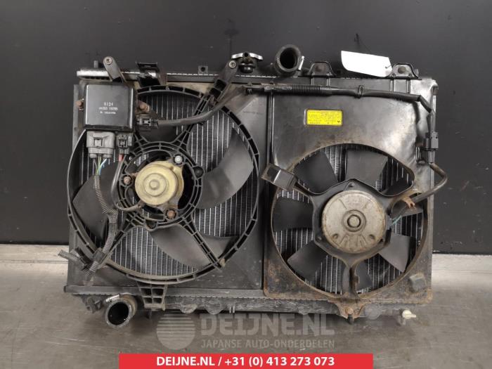 Gebruikte Radiateur Mitsubishi Space Star (DG) 1.8 16V GDI Prijs € 60,00 Margeregeling aangeboden door V.Deijne Jap.Auto-onderdelen BV