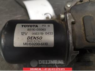 Toyota Avensis Scheibenwischermotor vorne O349360 foto 2