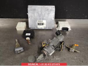 Toyota Avensis Engine management computer O345432 photo 2