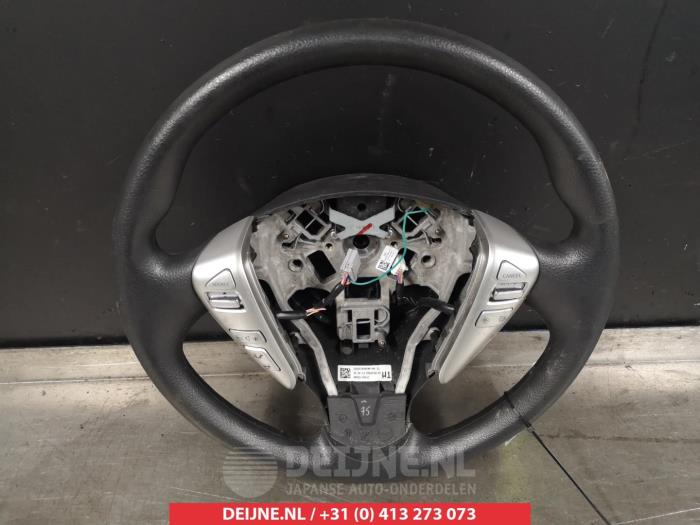 Nissan Note Lenkrad O333312
