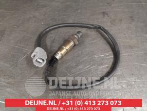 Gebruikte Lambda Sonde Suzuki SX4 (EY/GY) 1.6 16V 4x2 Prijs € 35,00 Margeregeling aangeboden door V.Deijne Jap.Auto-onderdelen BV