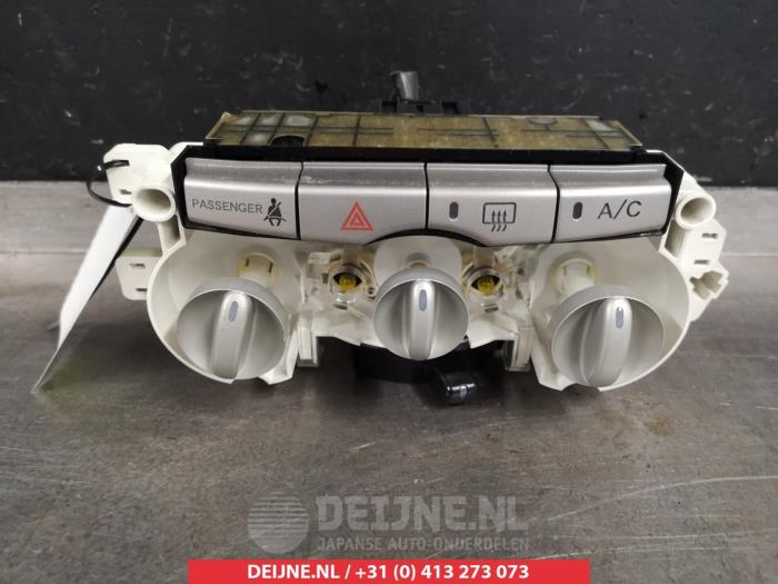 Subaru Justy Heizung Bedienpaneel O305757