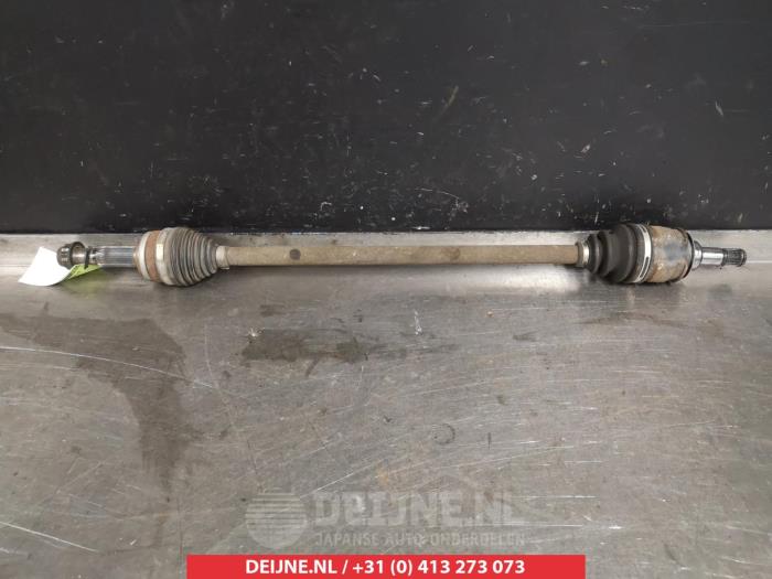 Toyota Rav-4 Aandrijfas links-achter O374991