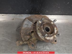 Kia Carens Fusee links-voor O322635 foto 2