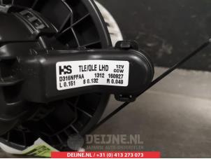 Hyundai Tucson Heating and ventilation fan motor O366995 photo 2