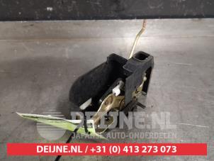 Kia Picanto Deurslot Mechaniek 4Deurs rechts-achter O281552 foto 2