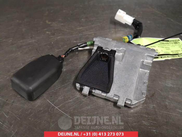 Mazda 6 Camera voorzijde O310933