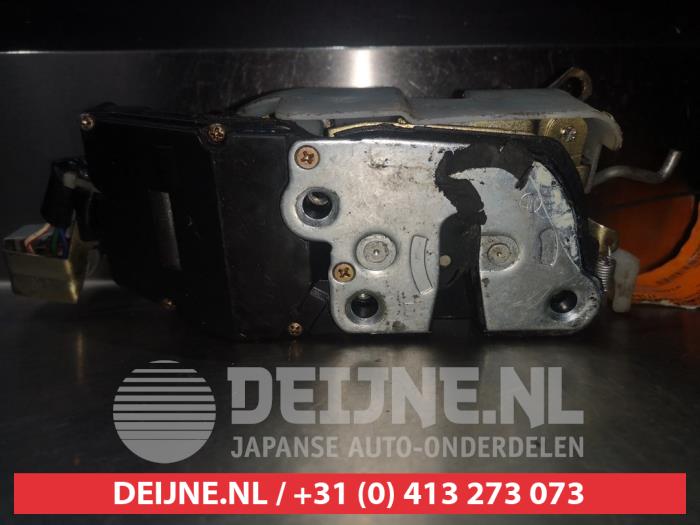 Toyota Celica Deurslot Mechaniek 2Deurs links O279132