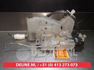 Lexus LS Front door lock mechanism 4-door, right O280961 photo 2