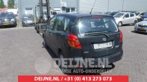 Toyota Corolla Verso Portier 4Deurs links-achter O285804 foto 2