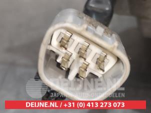 Lexus GS 300 Front wiper motor O348914 photo 3