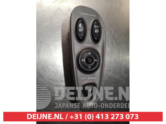 Hyundai Coupe Combischakelaar ramen O311518