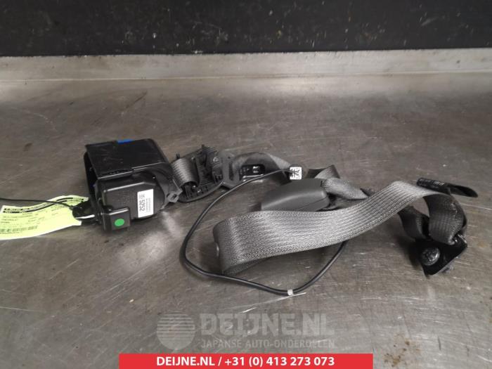Chevrolet Spark Rear seatbelt, centre O315582