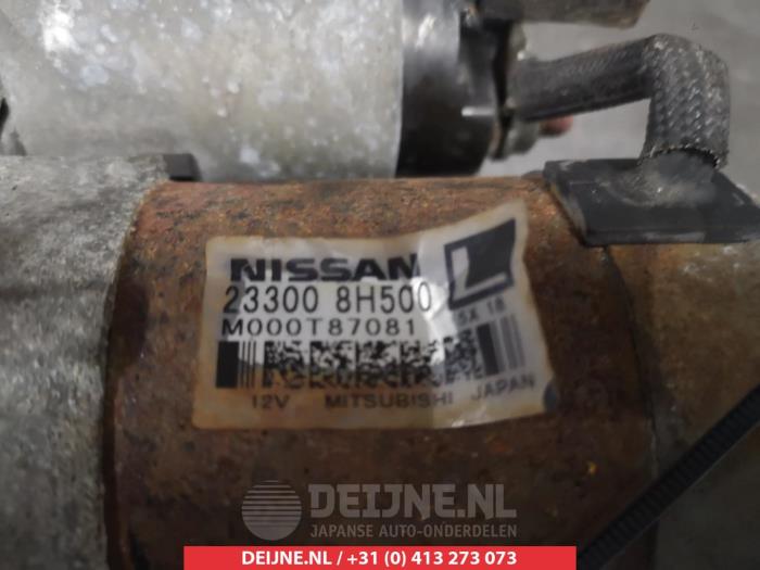 Startmotor van een Nissan X-Trail (T30) 2.0 16V 4x2 2006