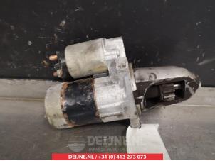 Gebruikte Startmotor Nissan X-Trail (T30) 2.0 16V 4x2 Prijs € 35,00 Margeregeling aangeboden door V.Deijne Jap.Auto-onderdelen BV