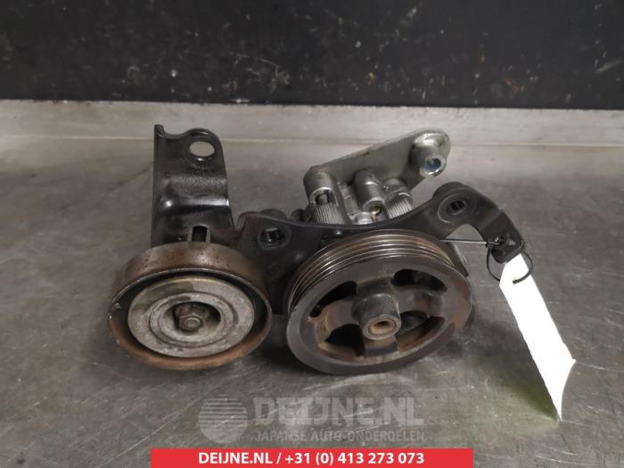 Toyota Corolla Verso Stuurbekrachtiging Pomp O332100