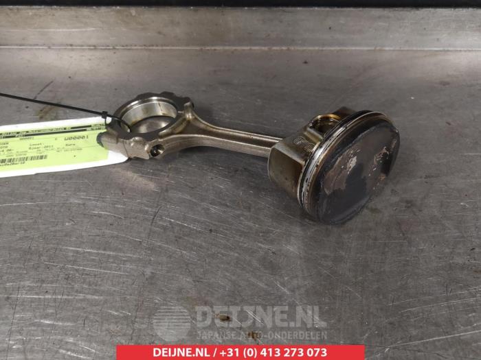 Gebruikte Zuiger Toyota RAV4 (A3) 2.0 16V Valvematic 4x2 Prijs € 50,00 Margeregeling aangeboden door V.Deijne Jap.Auto-onderdelen BV
