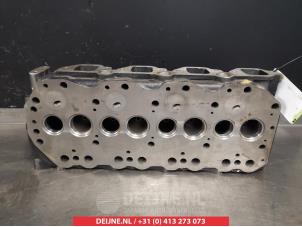 Nissan Terrano Cilinderkop O352166 foto 3
