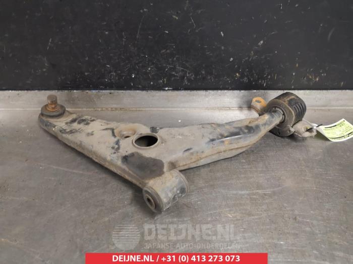 Mitsubishi Space Star Querlenker unten rechts vorne O382466