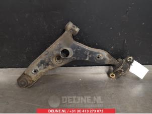 Mitsubishi Space Star Front lower wishbone, right O382466 photo 2