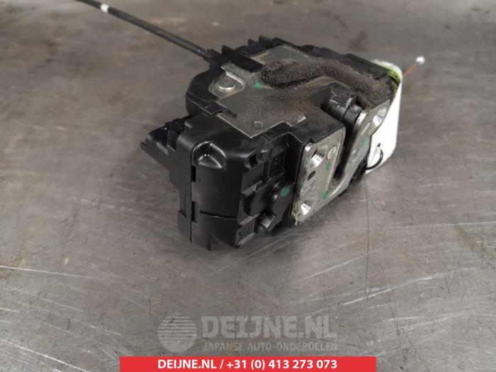 Nissan Pathfinder Deurslot Mechaniek 4Deurs rechts-voor O280839