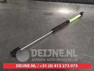 Nissan Pathfinder Rear gas strut, right O294862 photo 2