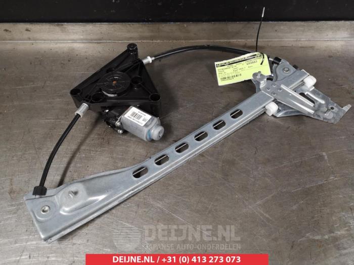 Toyota Aygo Ruitmechaniek 4Deurs rechts-voor O277132