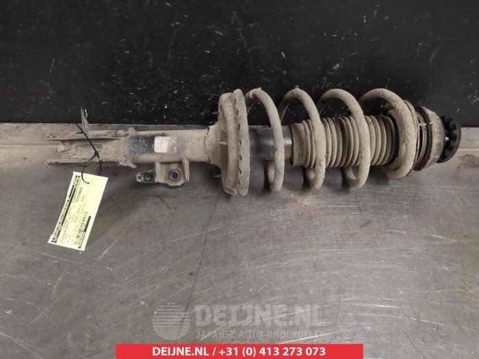 Hyundai I20 Schokdemperpoot rechts-voor O321296