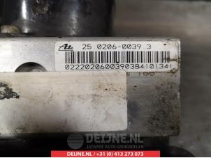 Mazda Tribute ABS Pomp O337269 foto 2