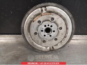 Nissan Juke Schwungrad O353549 foto 2