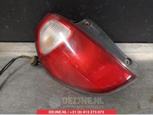 Daihatsu Sirion Achterlicht links O298382 foto 2
