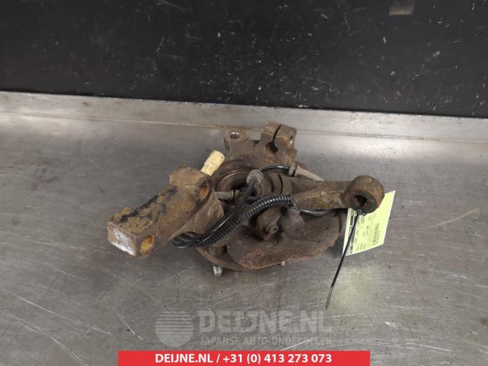 Chevrolet Nubira Achsschenkel links vorne O322237