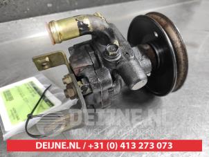 Suzuki Grand Vitara Power steering pump O331926 photo 2