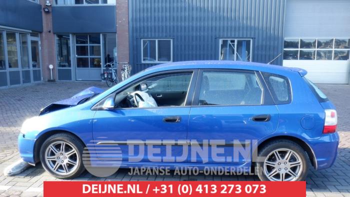 Honda Civic Portierruit 4Deurs links-achter O287809