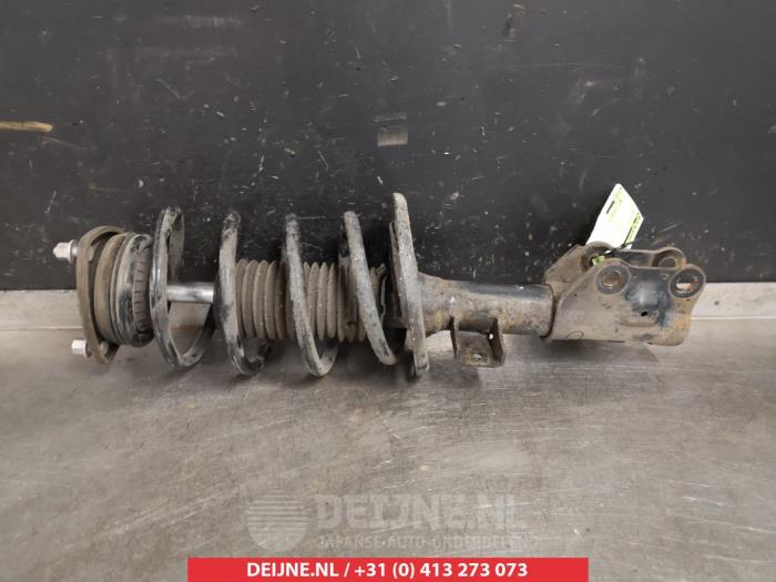Mazda 6 Stoßdämpferstrebe rechts vorne O321172