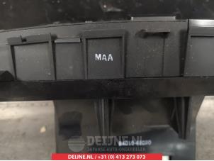 Toyota Rav-4 Heizung Bedienpaneel O306429 foto 3